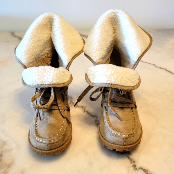 Unionbay Boots Womens Pike Faux Fur Lined Wedge Ankle Brown Fabric Lace Up - Picture 2 of 8